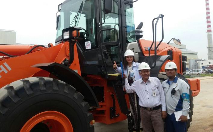 Wheel Loader Hitachi ZW220 - PT Bangun Manunggal Jaya